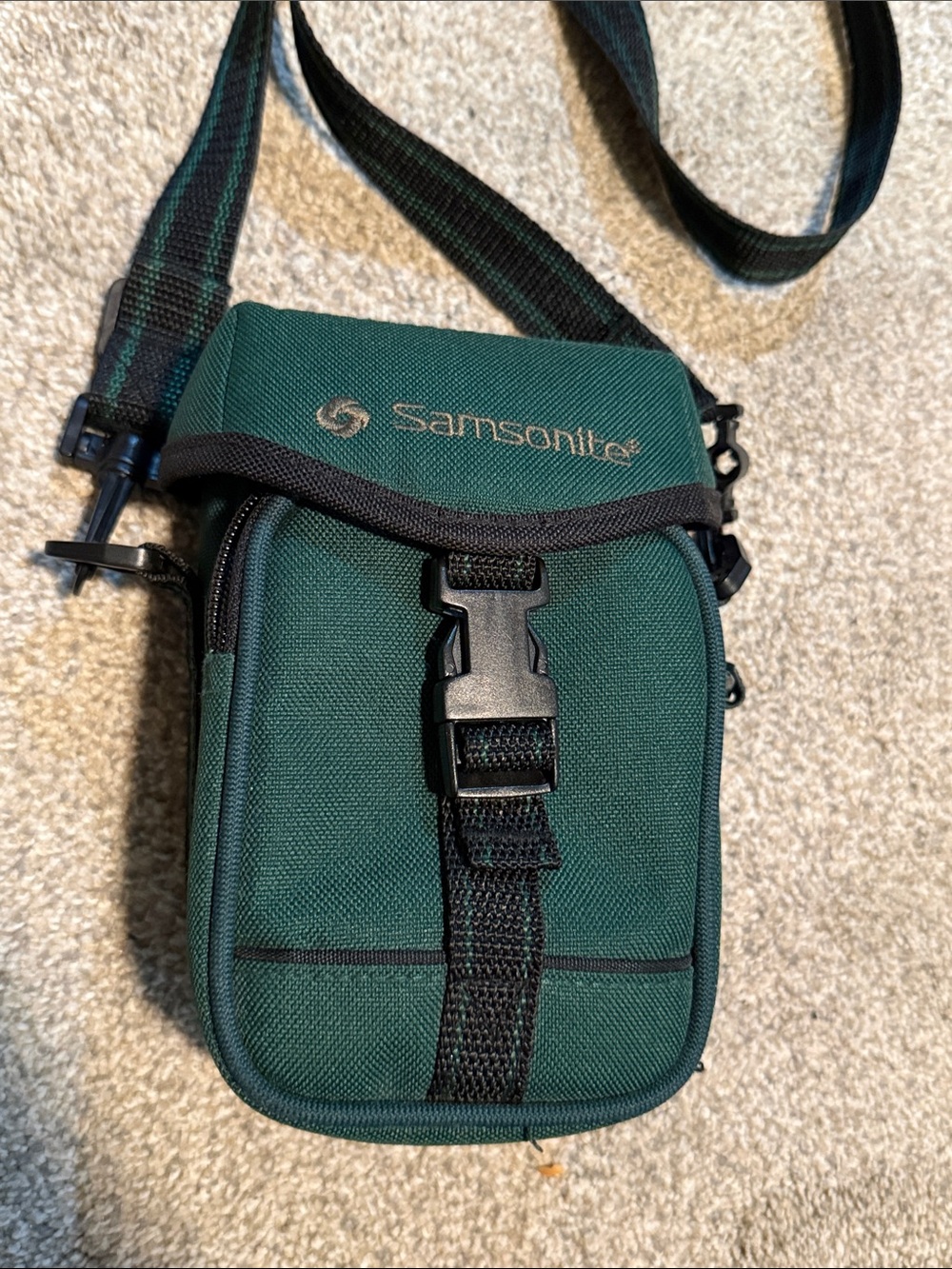 Samsonite Forest Green Men’s Messenger Crossbody Pouch